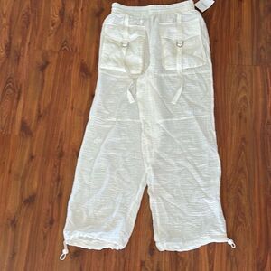 NWT Forever 21 white gauze wide leg cargo pants with ankle elastic  jogger style